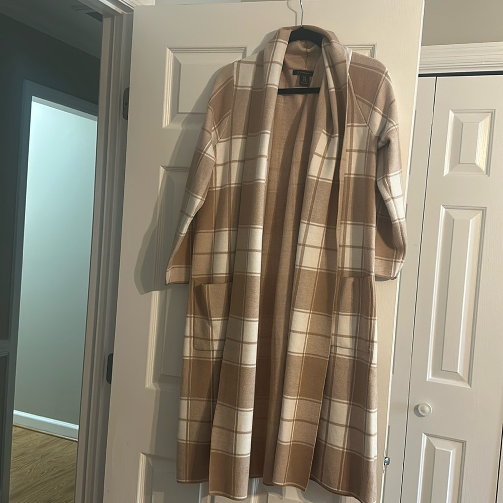 Never worn Tahari cardigan